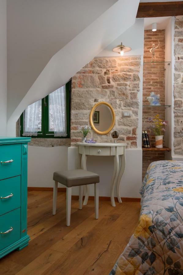 Monterosso Old Town Apartment Ровин Екстериор снимка